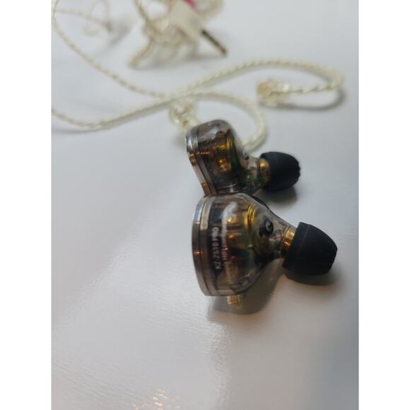 Linsoul KZ-ZS10 Pro In-Ear Stainless Steel IEM Earphones with Microphone 24 ohm - Picture 16 of 16